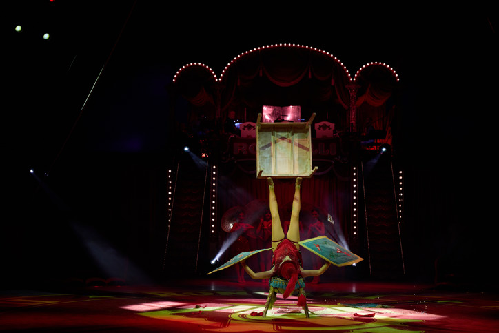 Emma Phillips in Big Apple Circus: Journey to the Rainbow