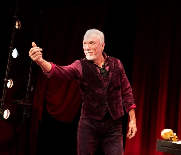 Patrick Page in All the Devils Are Here. Photo by Julieta Cervantes